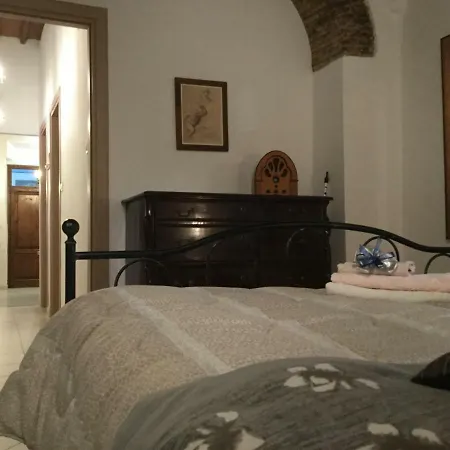 New Maria's House Livorno. Il Cisternone